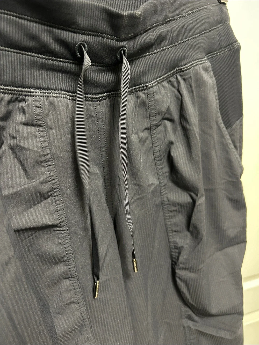 LuluLemon Black dance studio Jogger Pants
